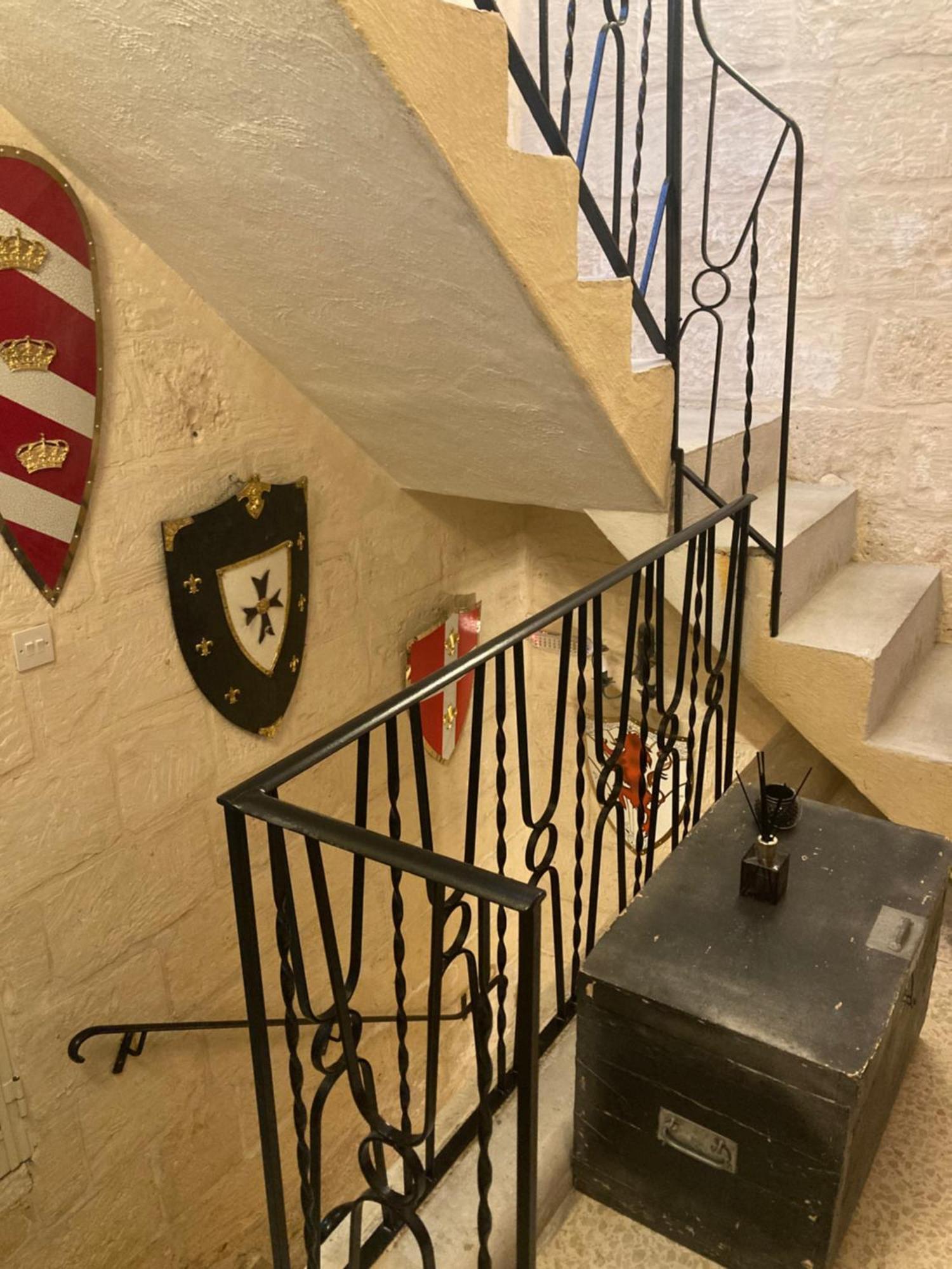 Charming Central Townhouse In Sliema Steps From Promenade And Sliema Ferry Apartment Exterior foto