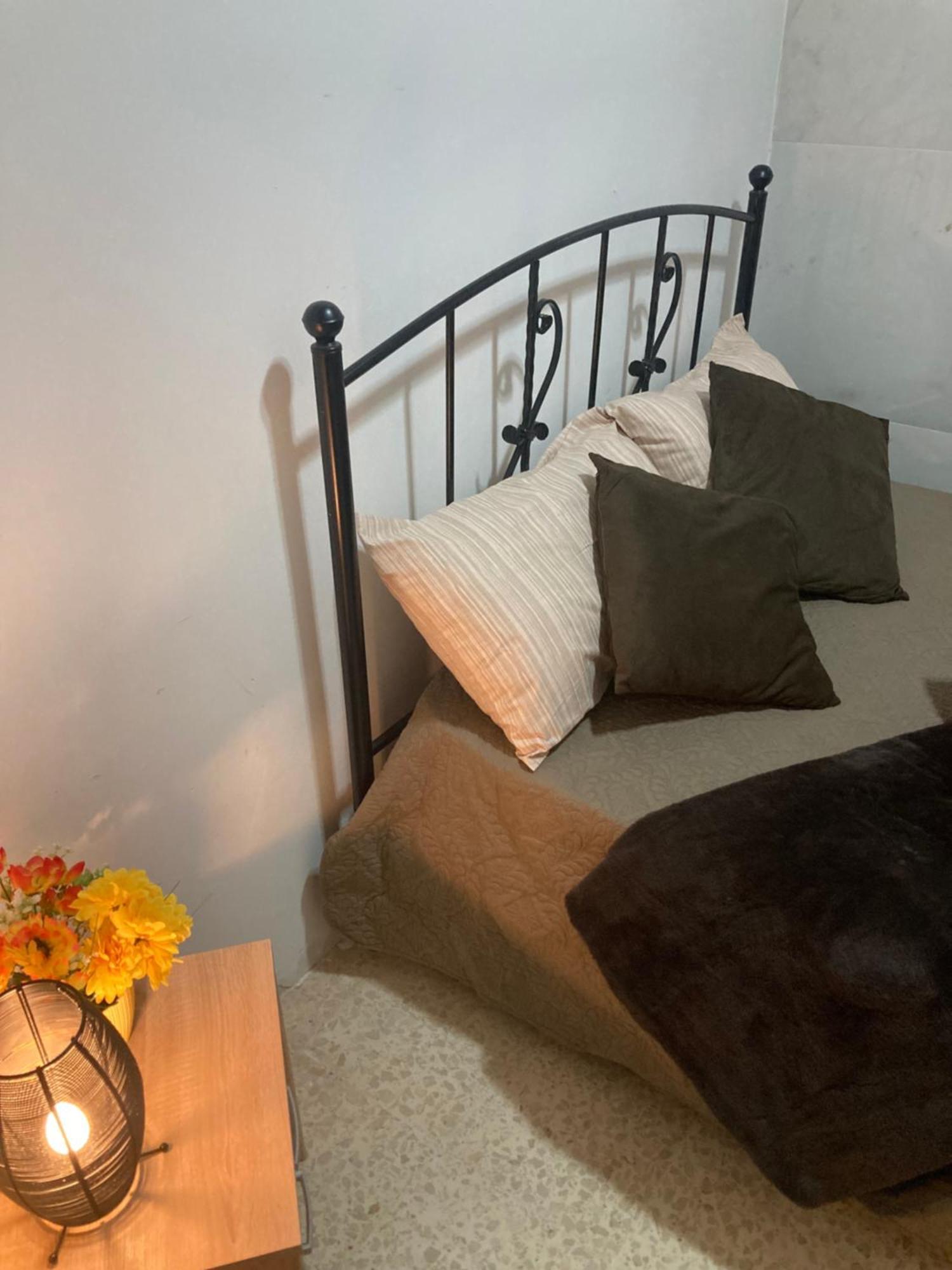 Charming Central Townhouse In Sliema Steps From Promenade And Sliema Ferry Apartment Exterior foto