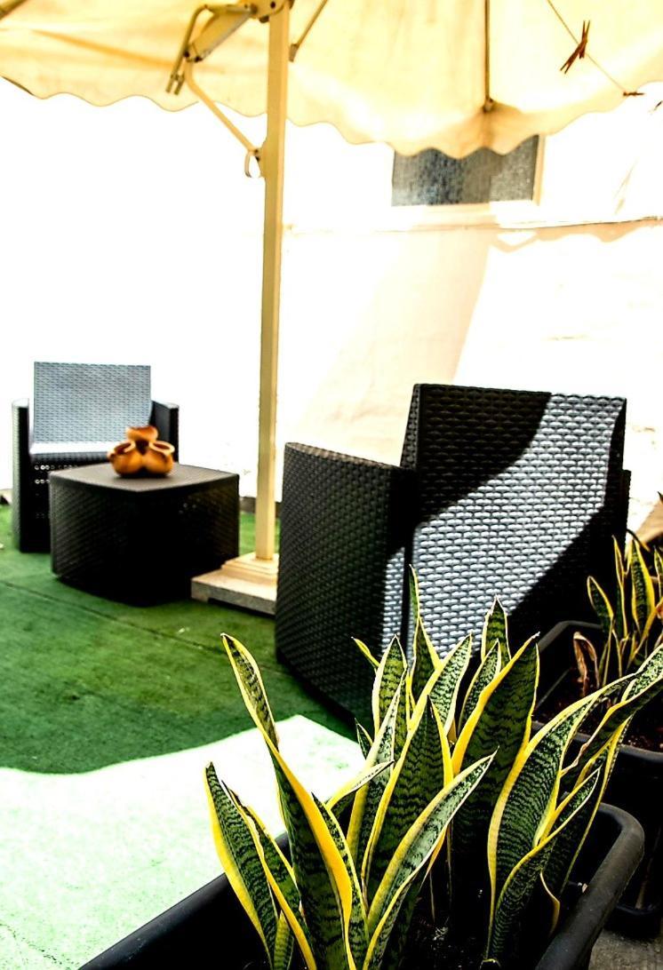 Charming Central Townhouse In Sliema Steps From Promenade And Sliema Ferry Apartment Exterior foto